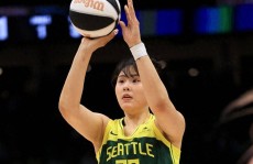2021综合格斗羽毛球比赛规则单打视频讲解网球经典比赛访谈世锦赛综合格斗赛事战报